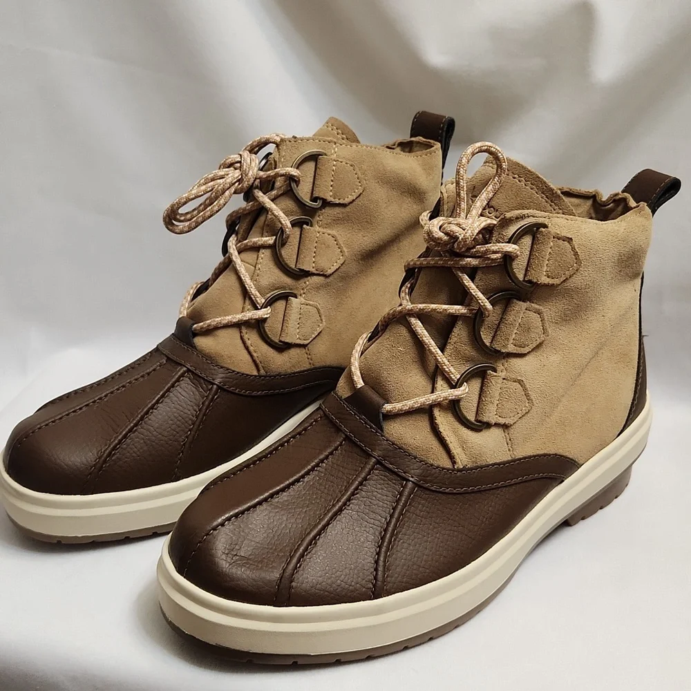 Koolaburra by UGG Tan Brown Leather Lace-up Winter boots (w size 9)